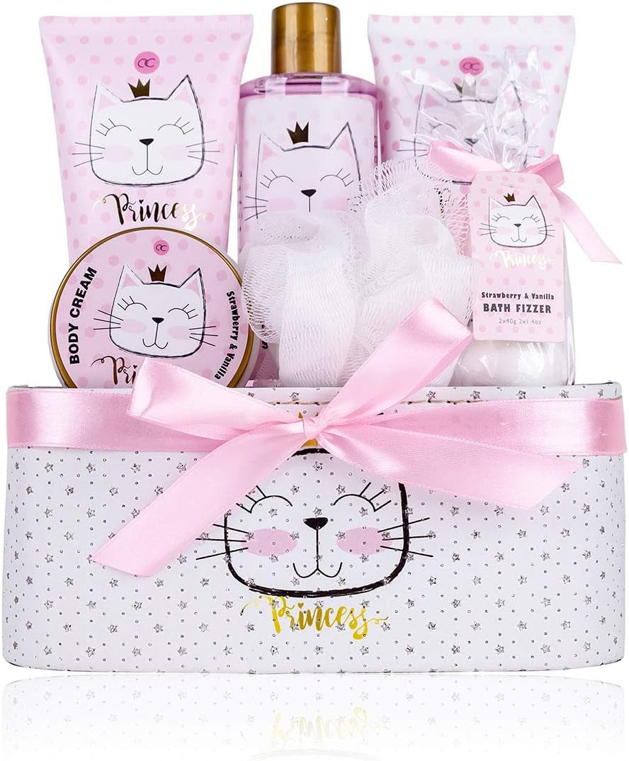 - Set Cadeau Princess Kitty Pour Filles & Femmes - Kit Douche 7 Pcs Avec Bain Moussant, Exfoliant, Gel, Lotion Pour Corps Etc. - Assortiment Soins Odeur Fraise & Vanille Dans Coffret Cadeaux